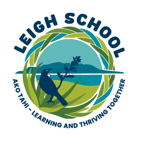 Leigh School logo